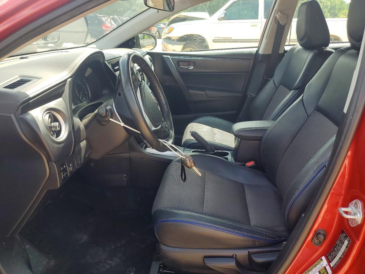 2017 Toyota Corolla Se - Фото 7