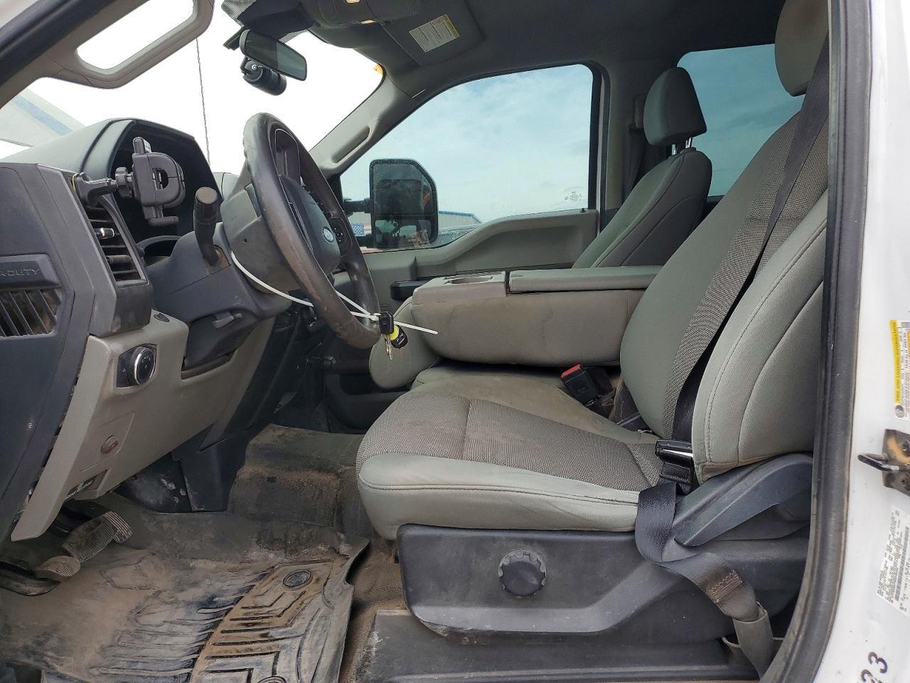 2022 Ford F250 Super Duty - Image 7