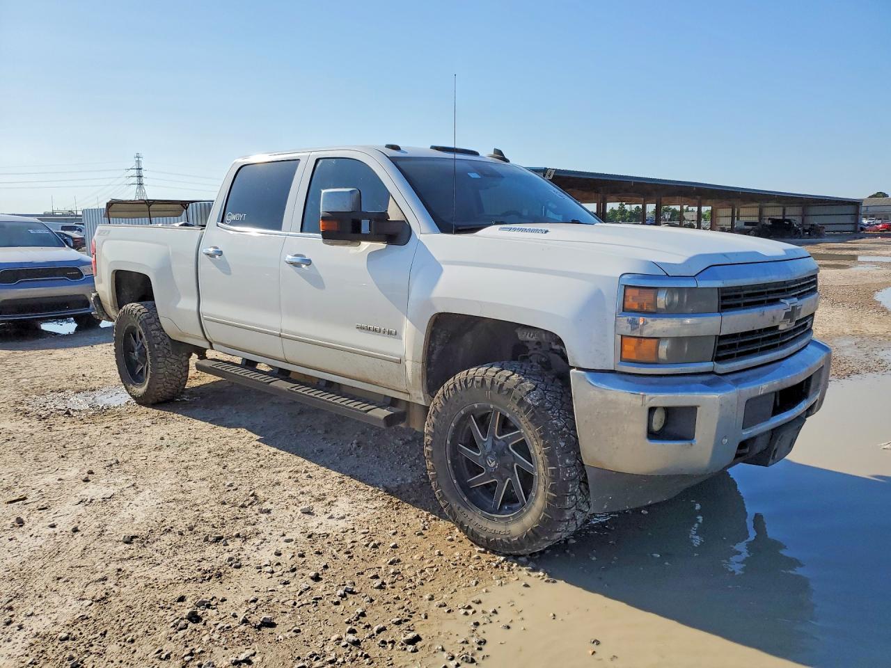 2016 Chevrolet Silverado - Фото 4