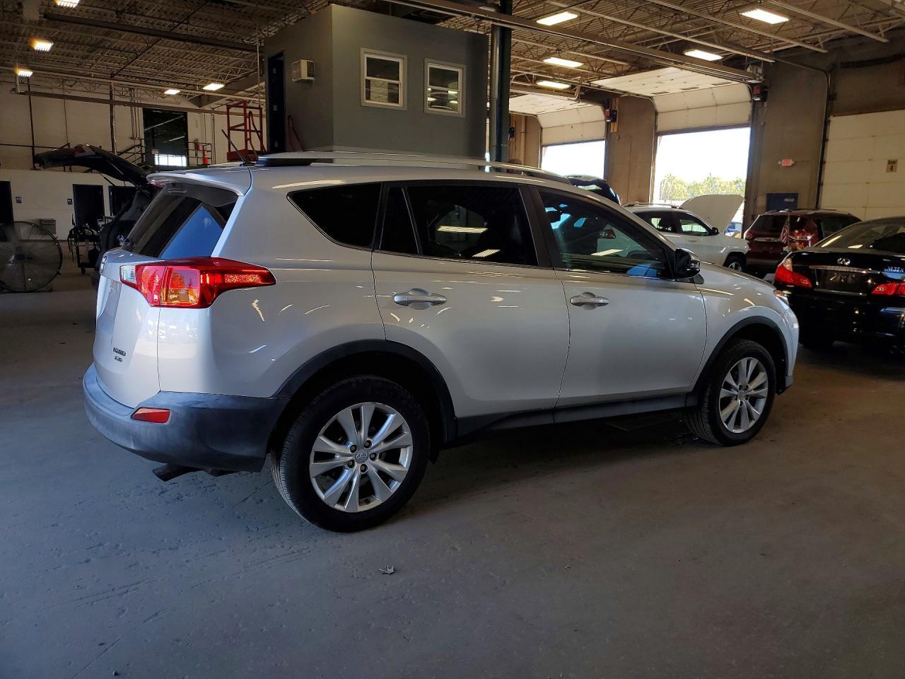 2013 Toyota Rav4 Limited - Фото 3