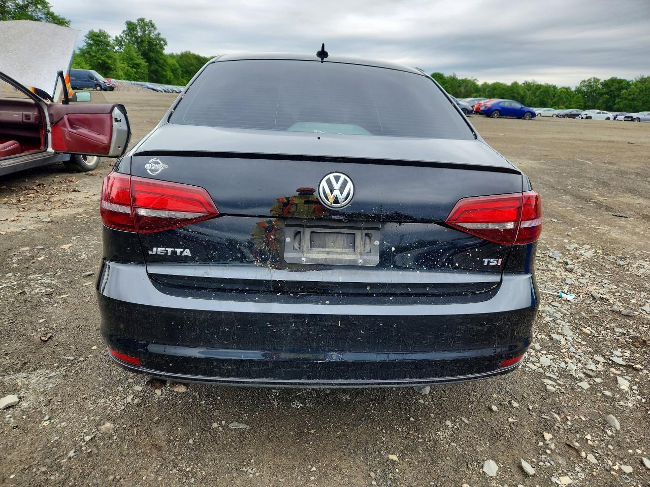 2016 Volkswagen Jetta Sport - Image 6