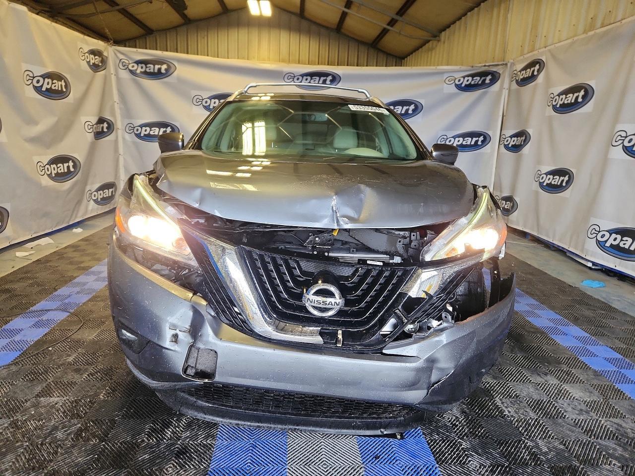 2017 Nissan Murano S - Image 5
