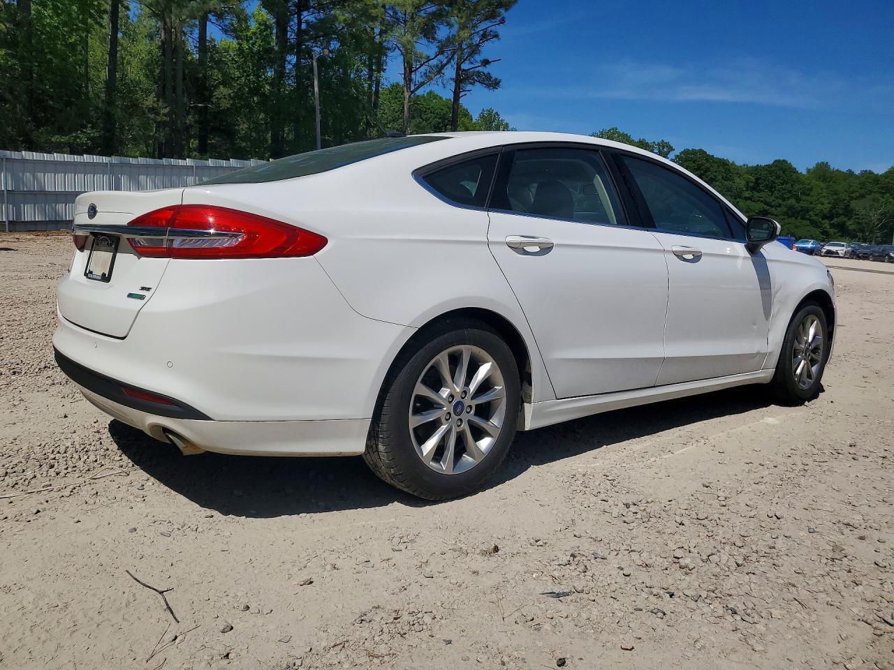 2017 Ford Fusion Se - Фото 3