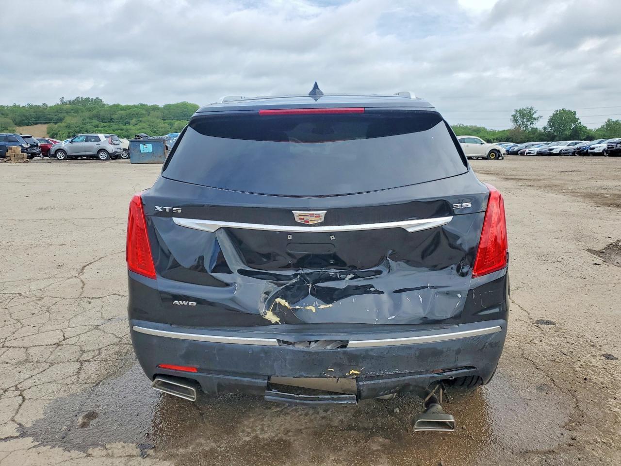 2017 Cadillac Xt5 Luxury - Image 6