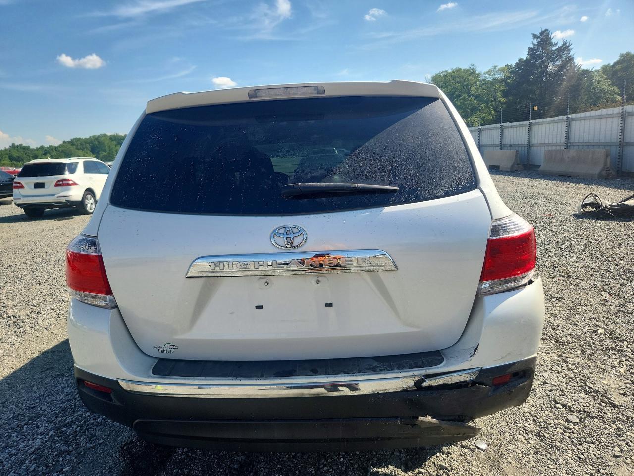 2013 Toyota Highlander Base - Фото 6