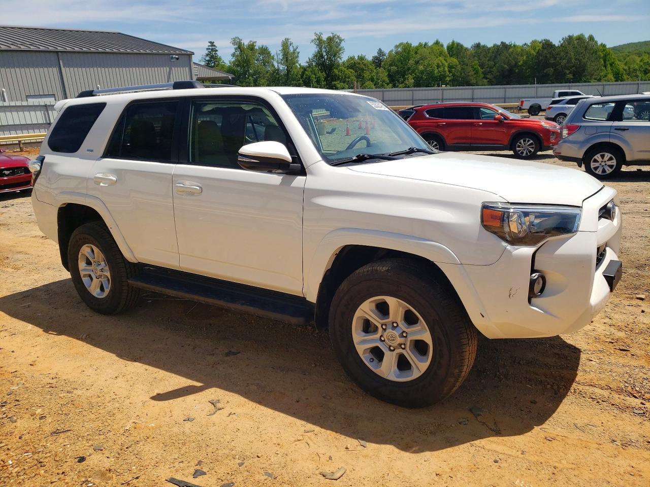 2020 Toyota 4 Runner Sr5 - Image 4