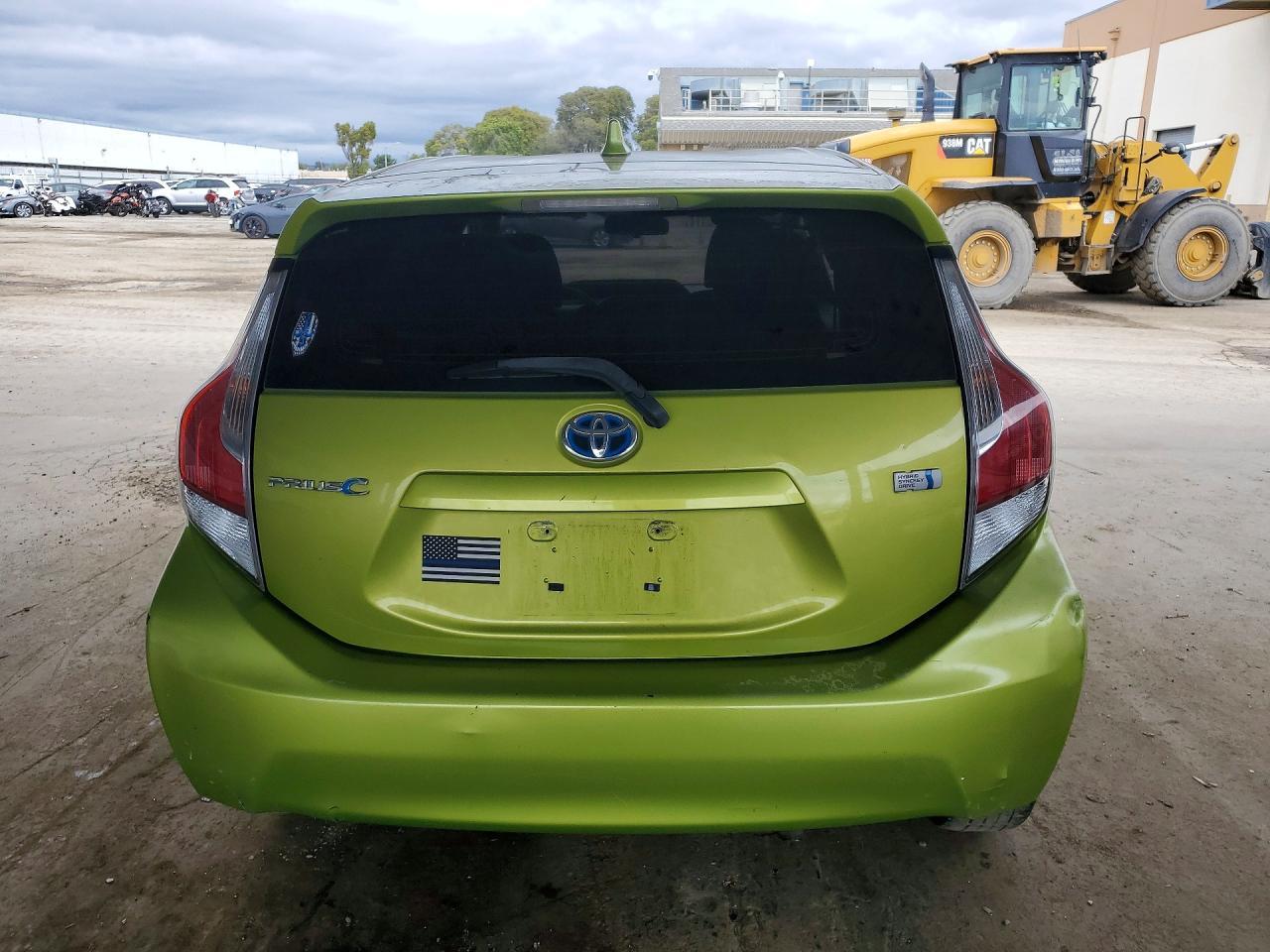 2015 Toyota Prius C Two - Image 6