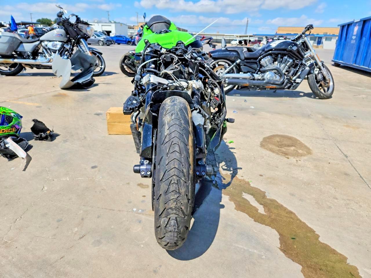 2020 Kawasaki Zx1002 - Фото 2