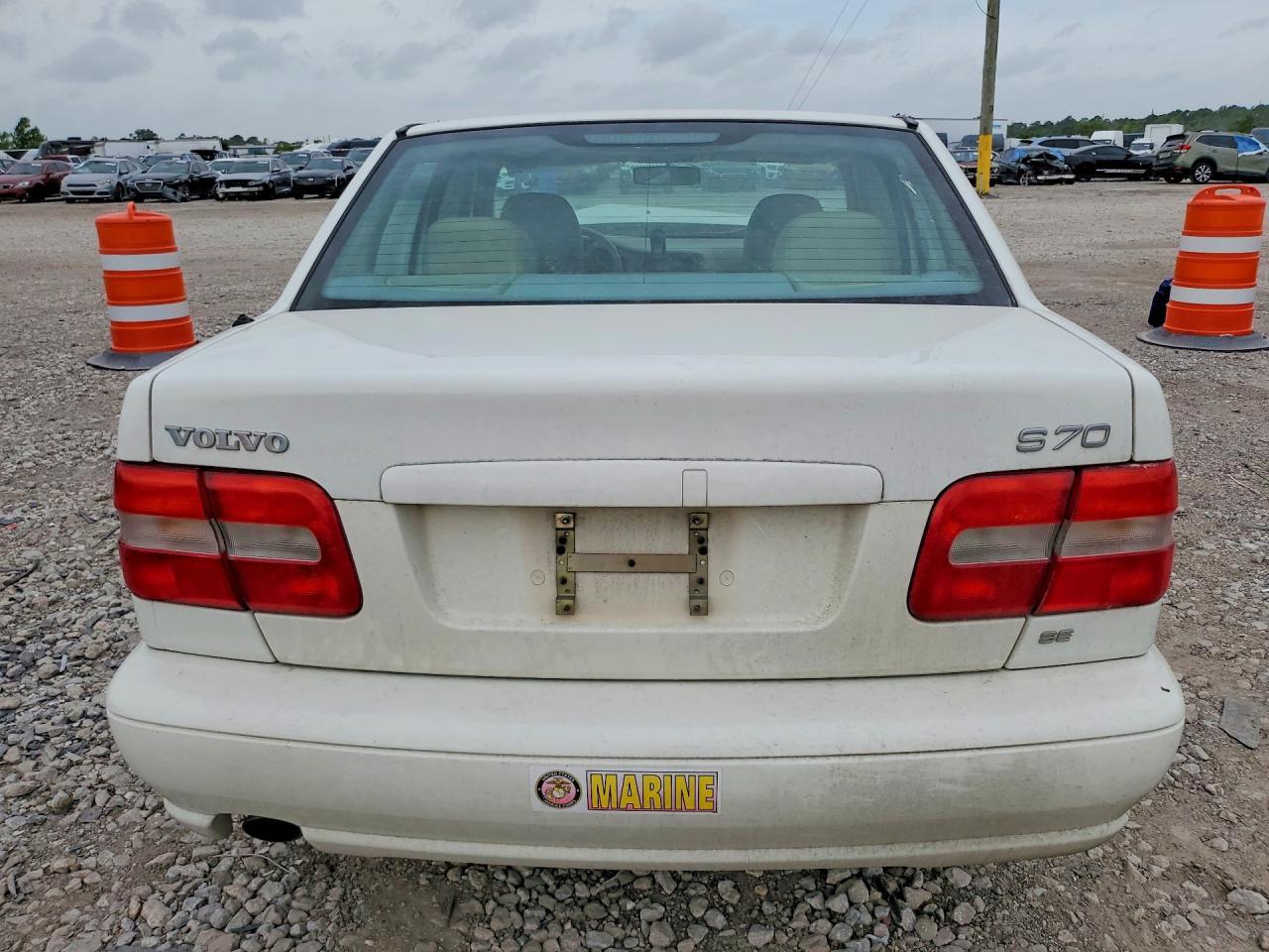 2000 Volvo S70 Base - Фото 6