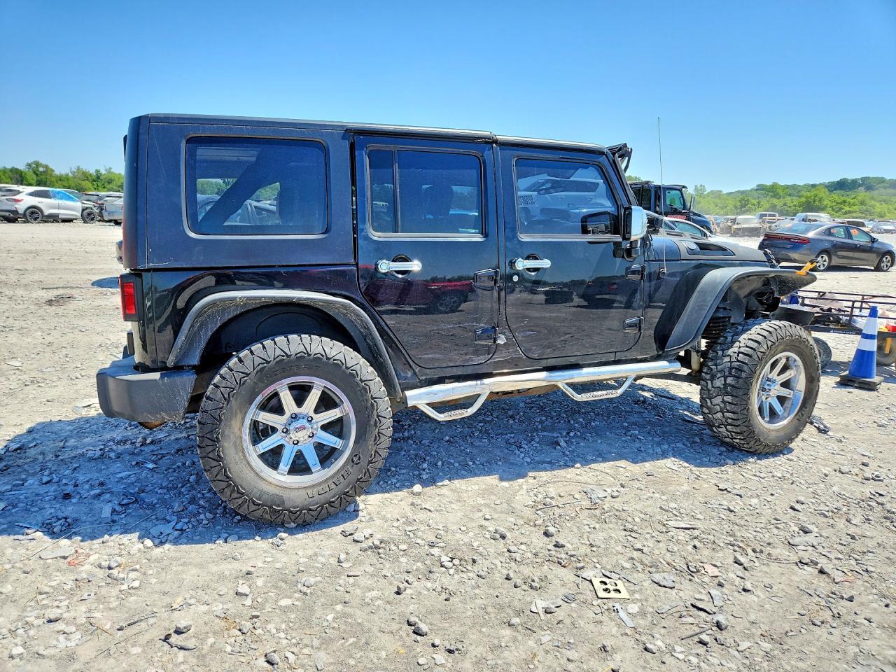 2010 Jeep Wrangler Unlimited Sport - Фото 3