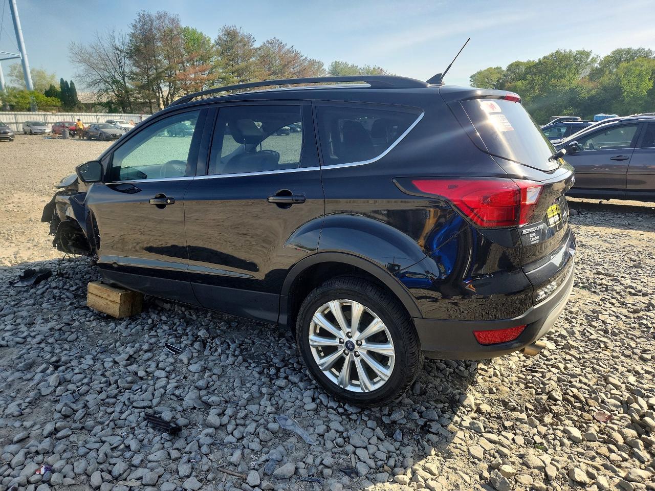 2019 Ford Escape Sel - Фото 2