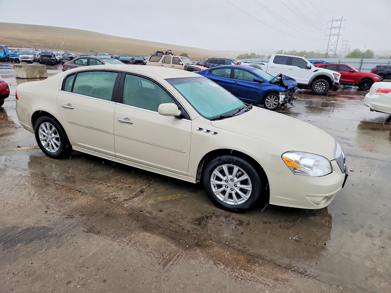 2010 Buick Lucerne Cx - Image 4