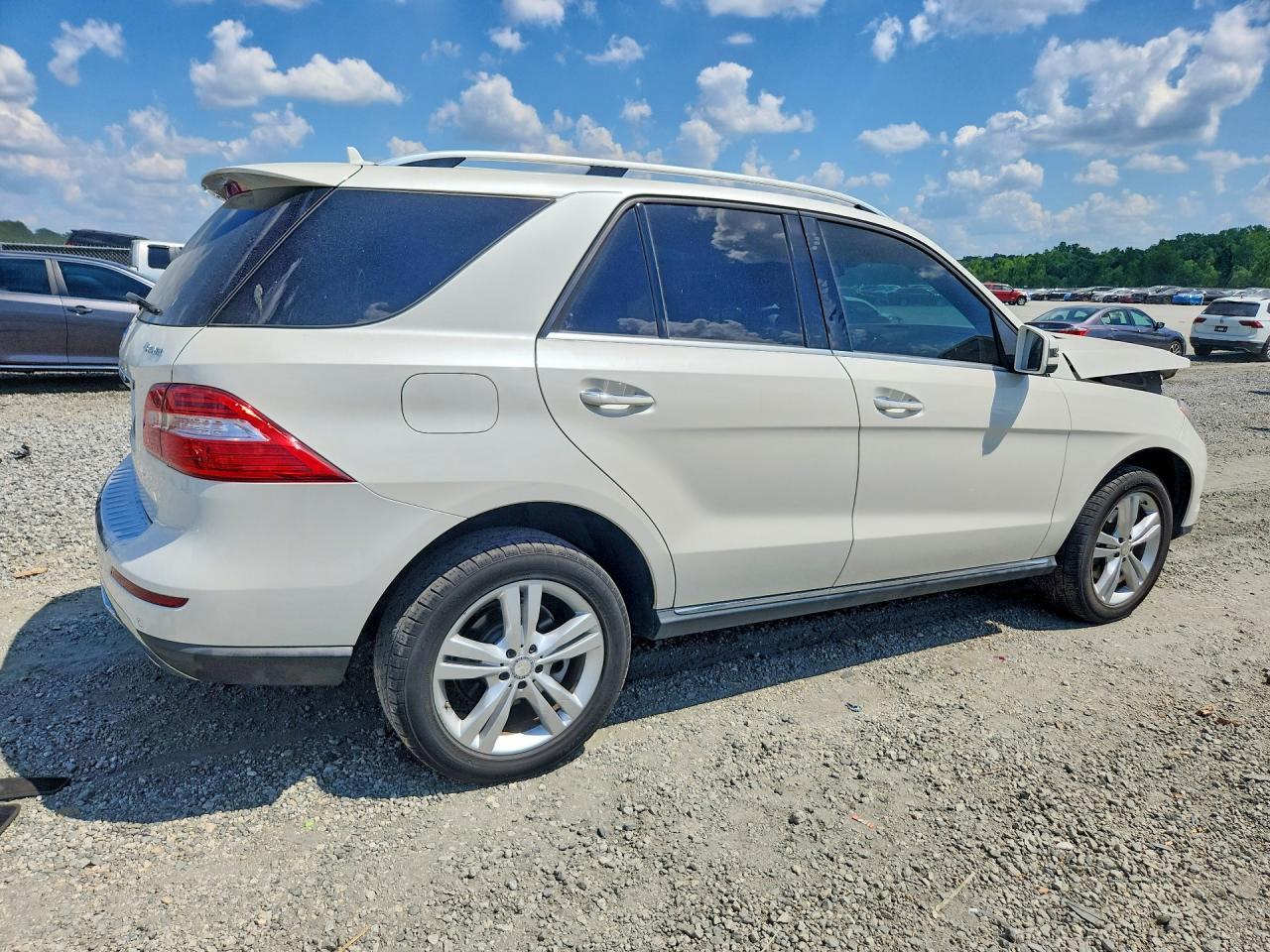 2015 Mercedes-Benz Ml 350 4Matic - Image 3