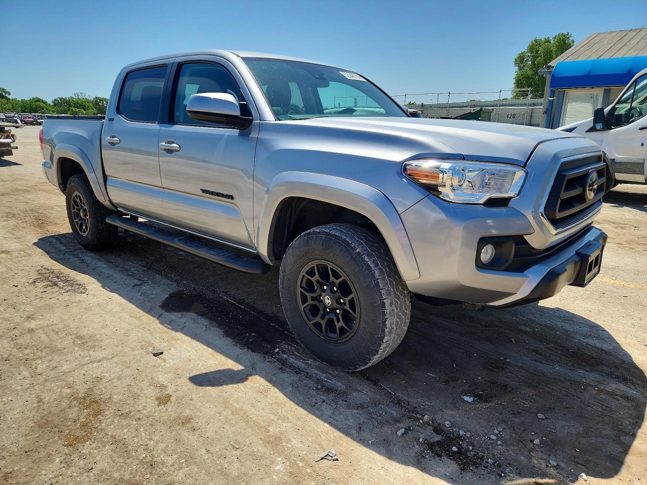 2020 Toyota Tacoma Sr5 V6 - Image 4