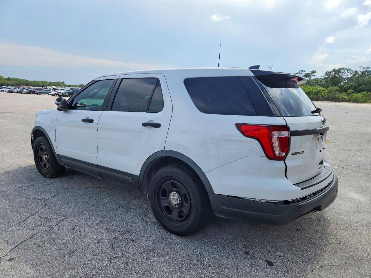 2018 Ford Explorer Police Interceptor - Image 2