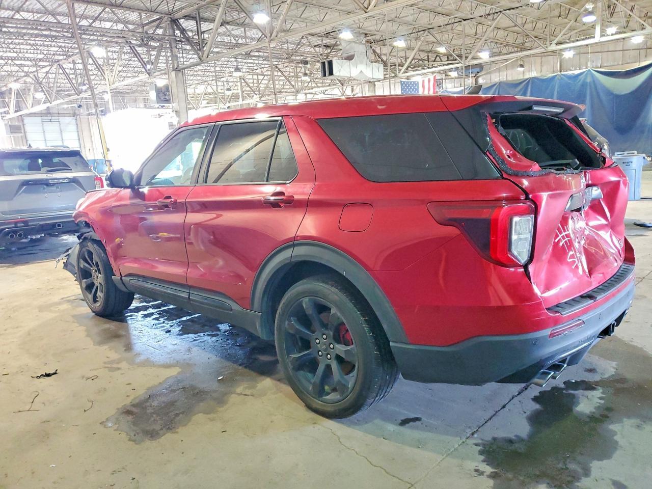 2022 Ford Explorer St - Фото 2
