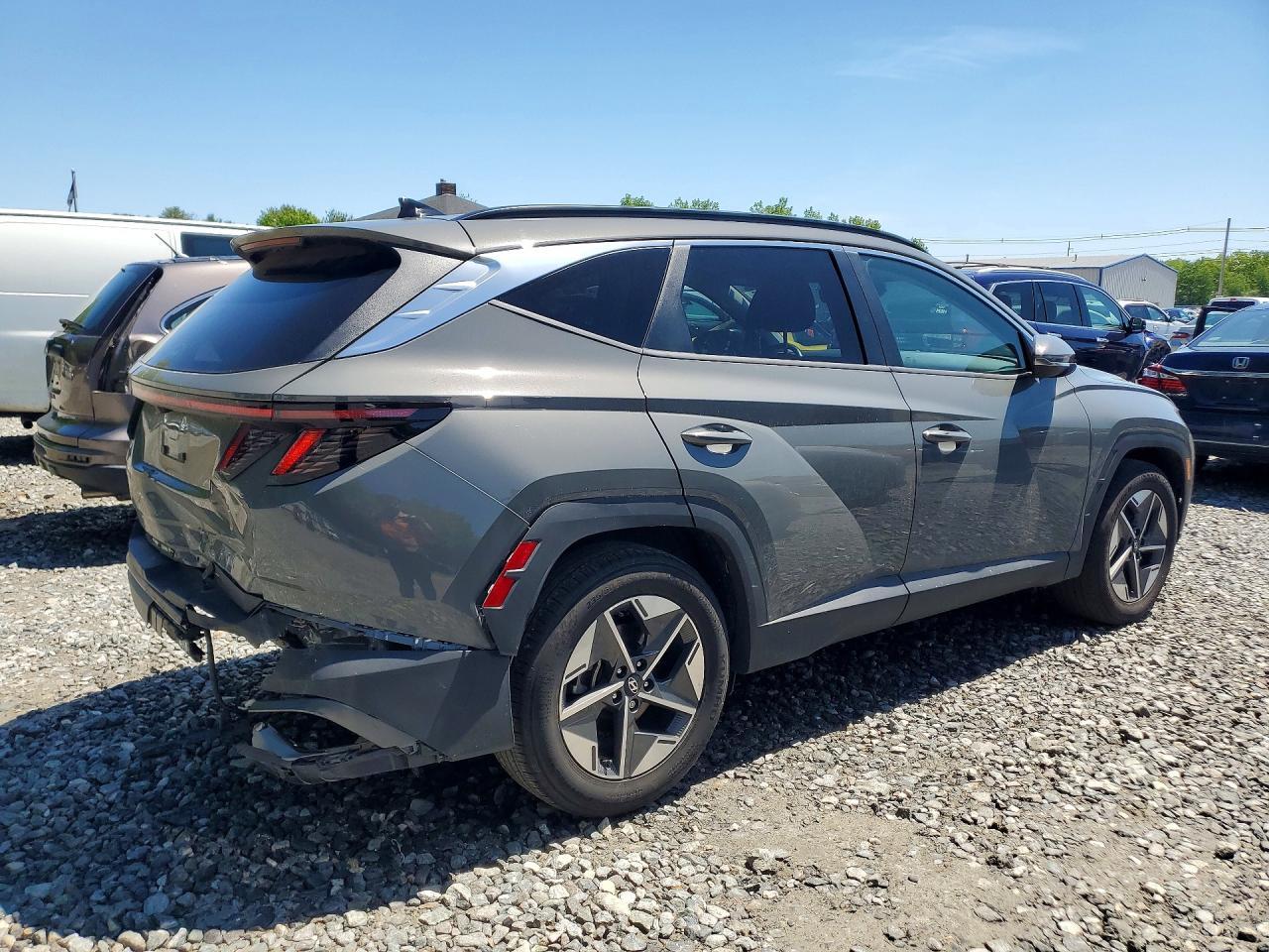 2025 Hyundai Tucson Sel - Image 3