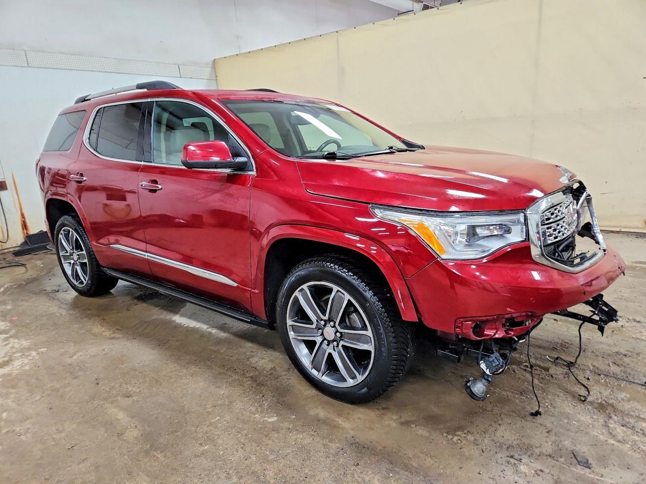 2019 GMC Acadia Denali - Image 4