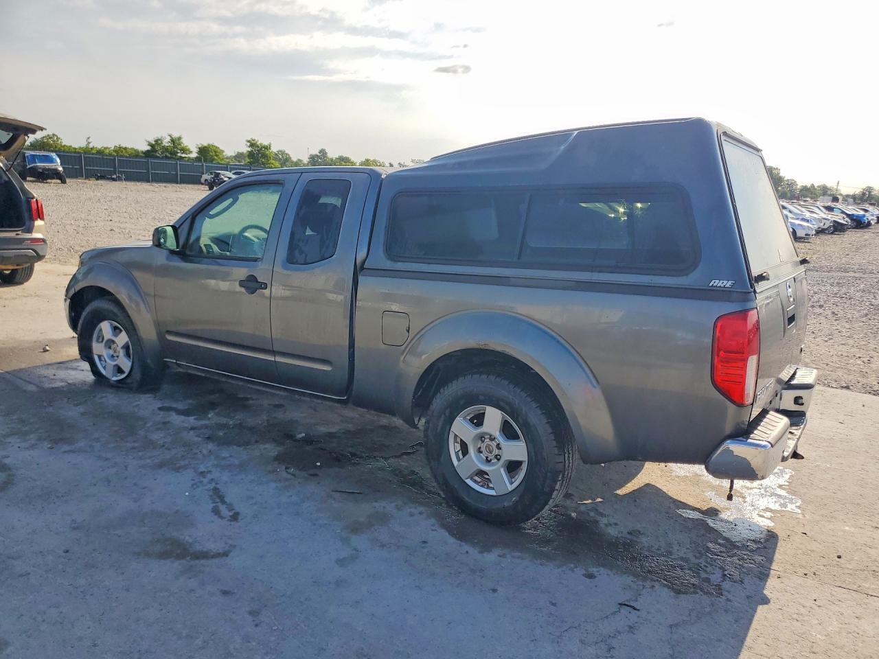 2007 Nissan Frontier Se - Фото 2