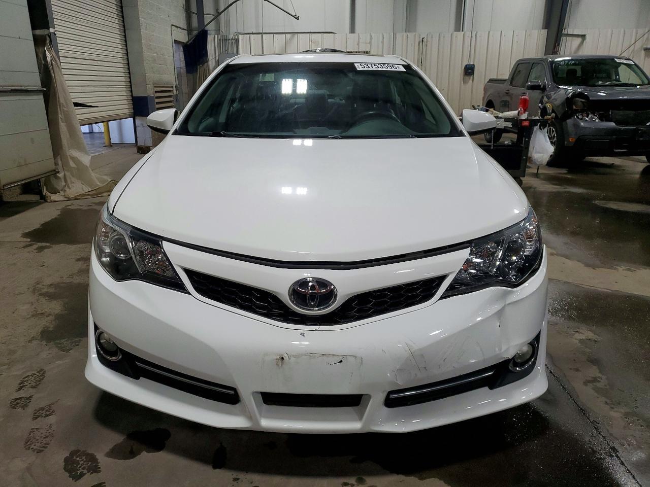 2012 Toyota Camry Se - Фото 5