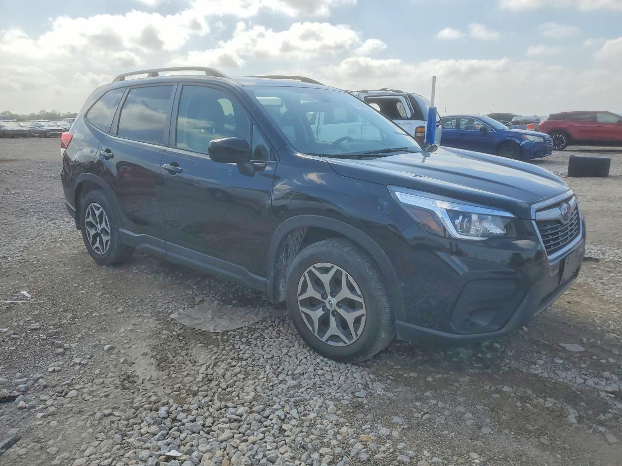 2019 Subaru Forester Premium - Фото 4