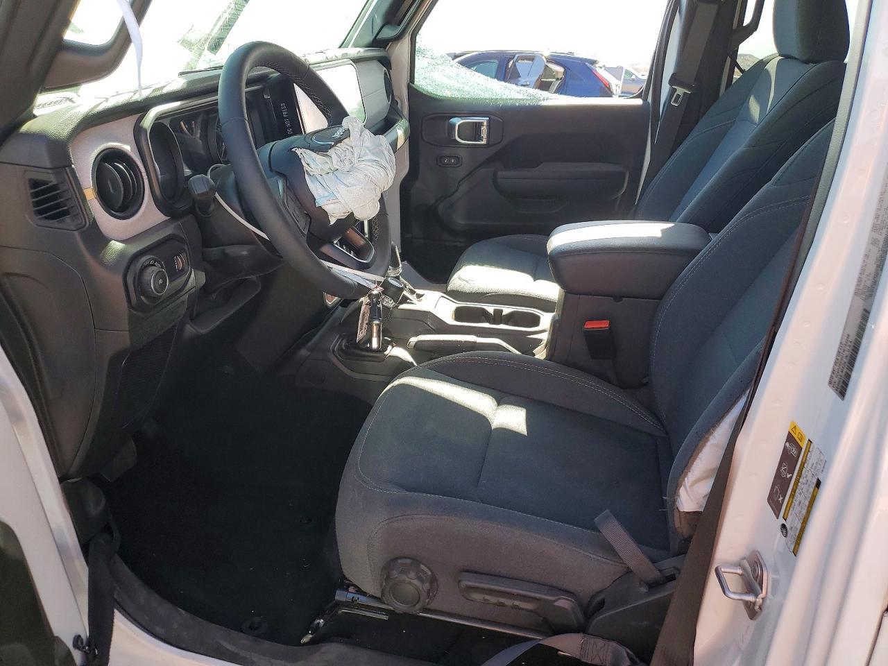 2026 Jeep Wrangler Sport - Фото 7