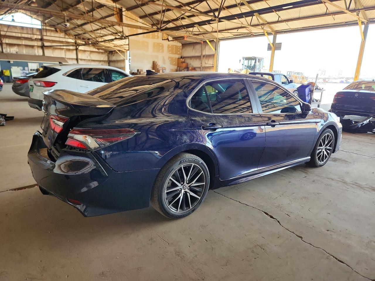 2021 Toyota Camry Se - Image 3