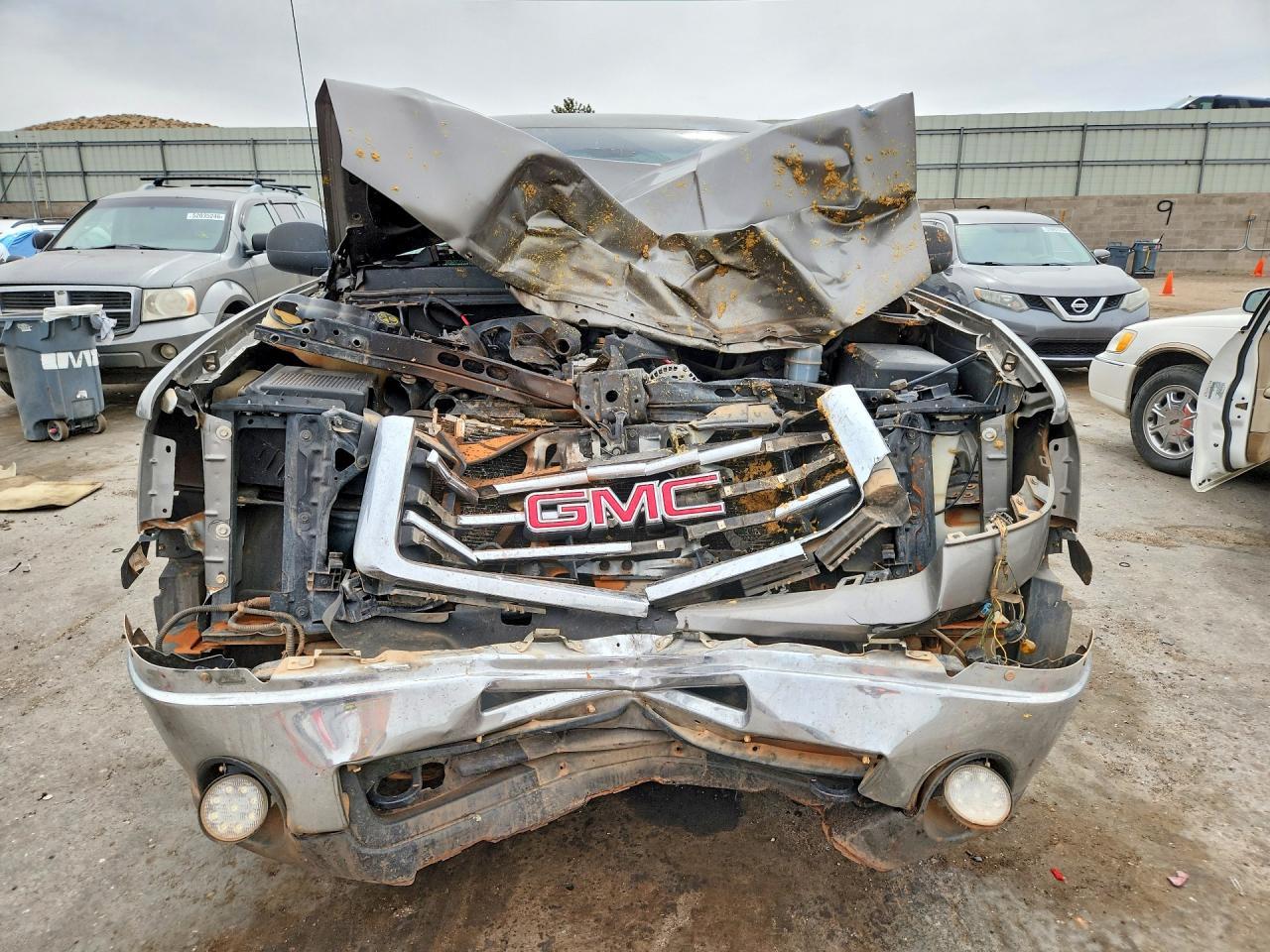 2012 GMC Sierra K1500 - Image 5
