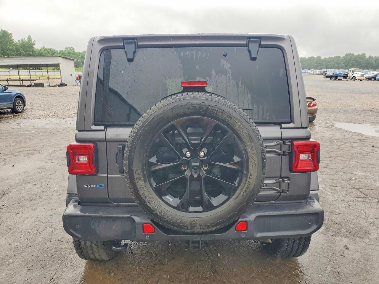 2021 Jeep Wrangler Unlimited Sahara 4Xe - Фото 6