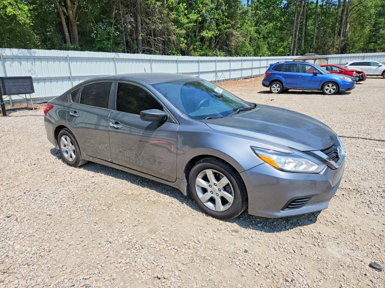 2016 Nissan Altima 2.5 S - Image 4