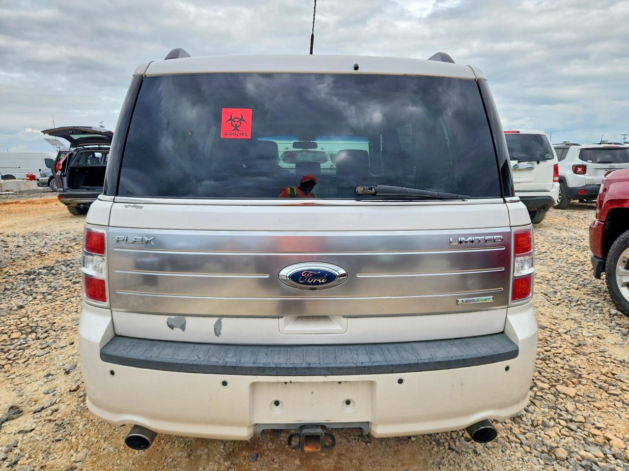 2010 Ford Flex Limited - Image 6