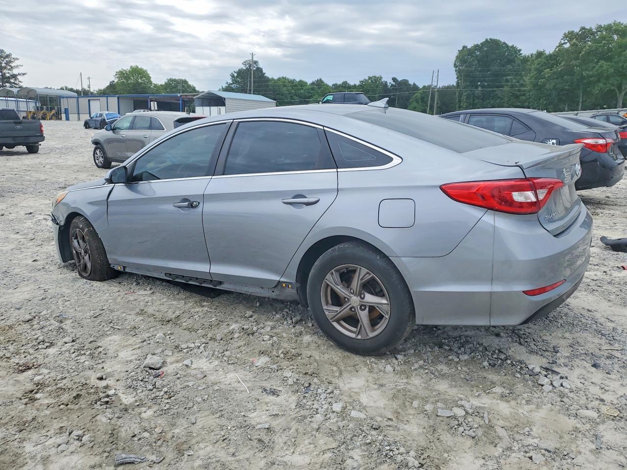 2015 Hyundai Sonata Se - Фото 2