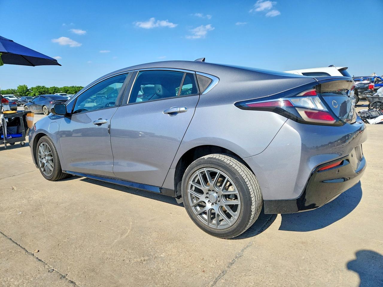 2018 Chevrolet Volt Premier - Фото 2