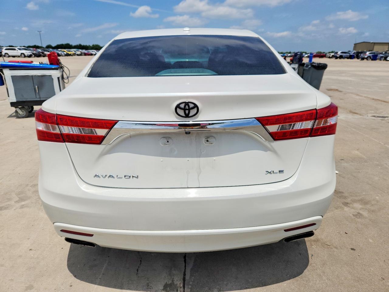 2015 Toyota Avalon Xle Premium - Image 6