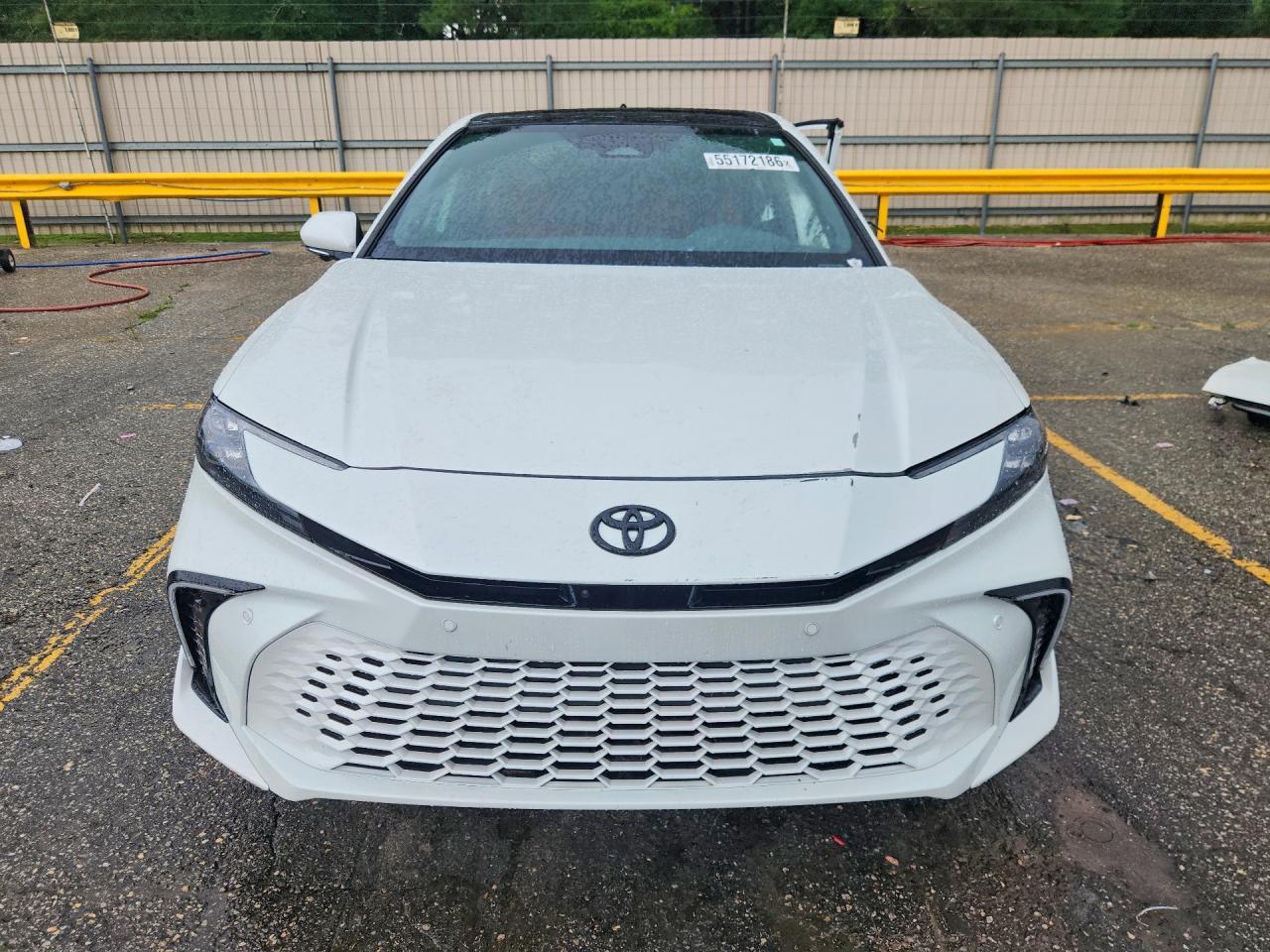 2026 Toyota Camry Xse - Image 5