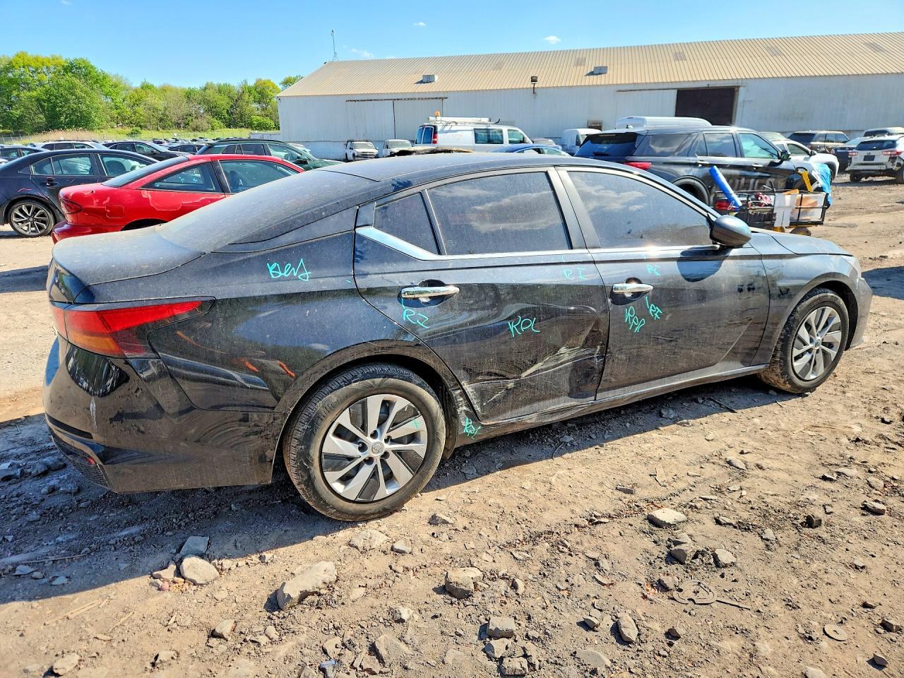 2024 Nissan Altima 2.5 S - Image 3