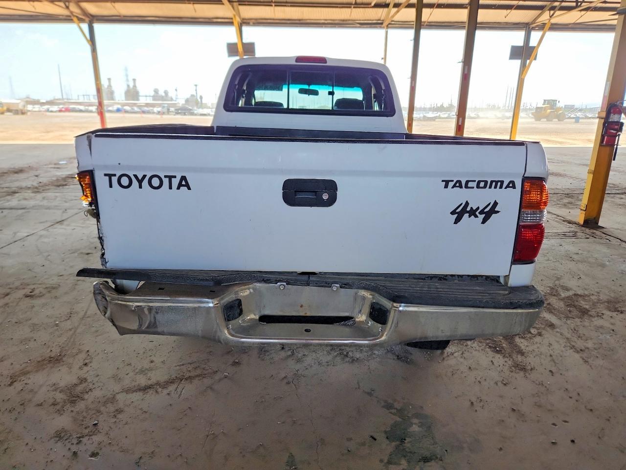 2003 Toyota Tacoma Xtracab - Image 6