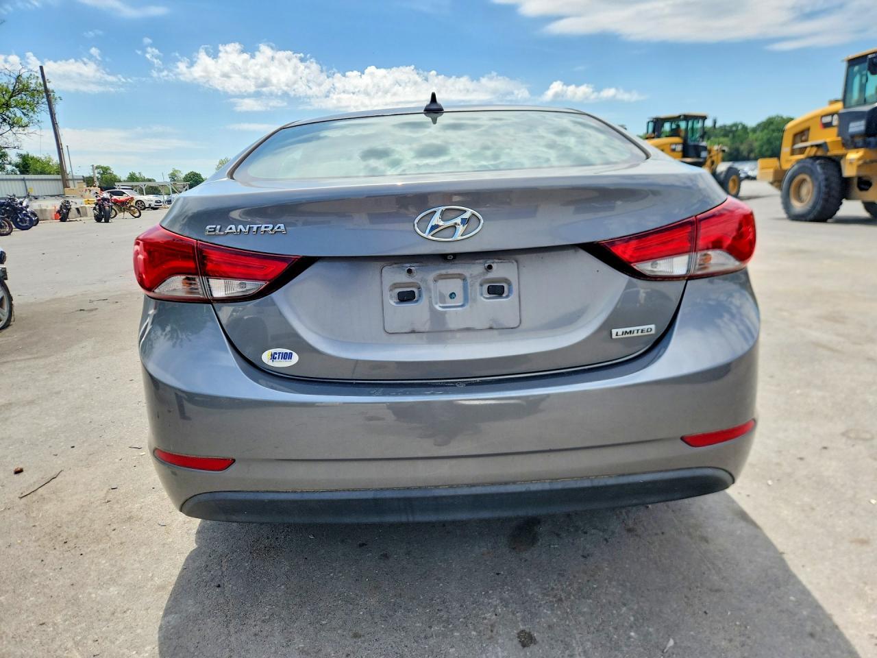2014 Hyundai Elantra Limited - Image 6