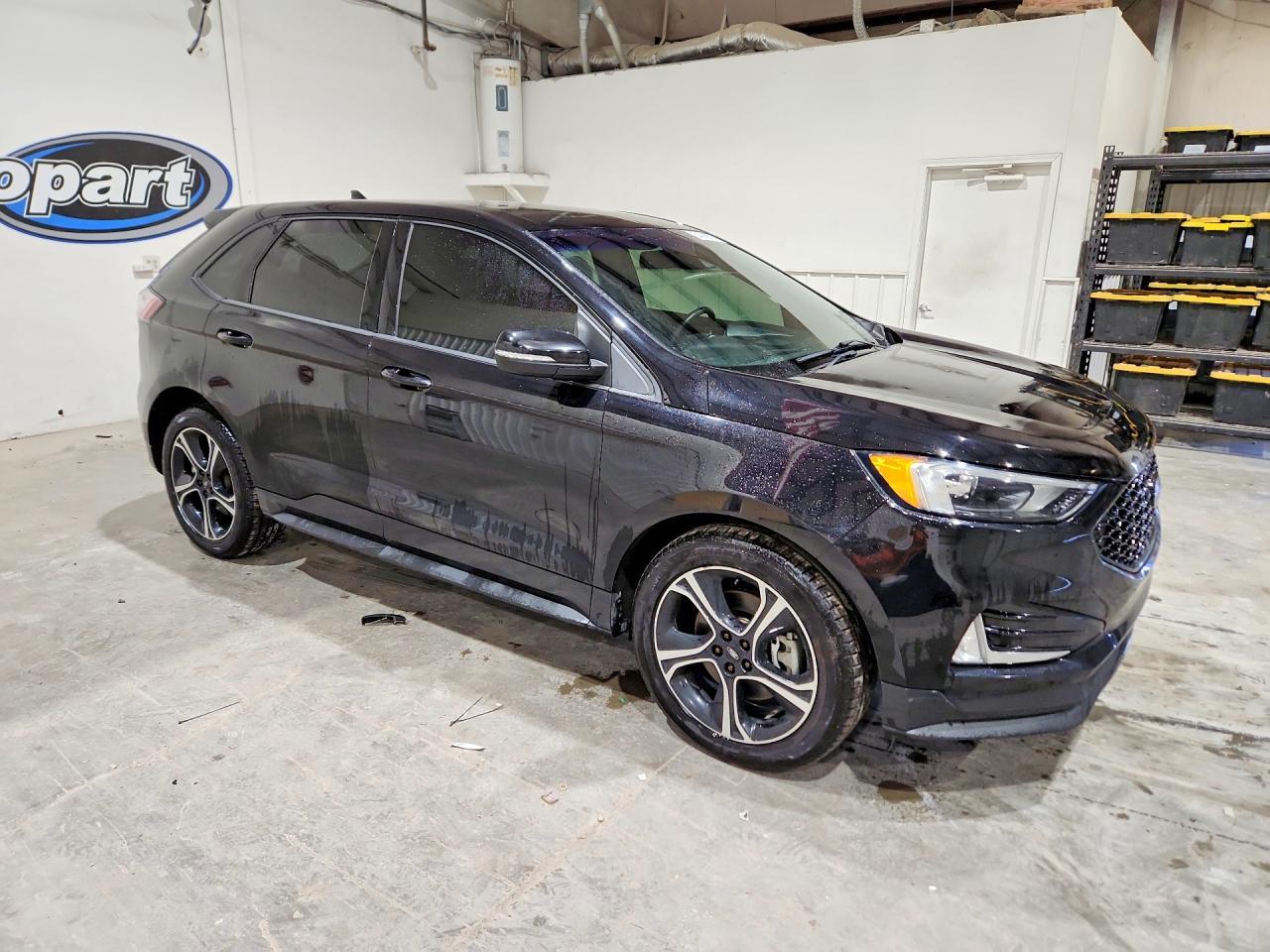 2019 Ford Edge St - Фото 4