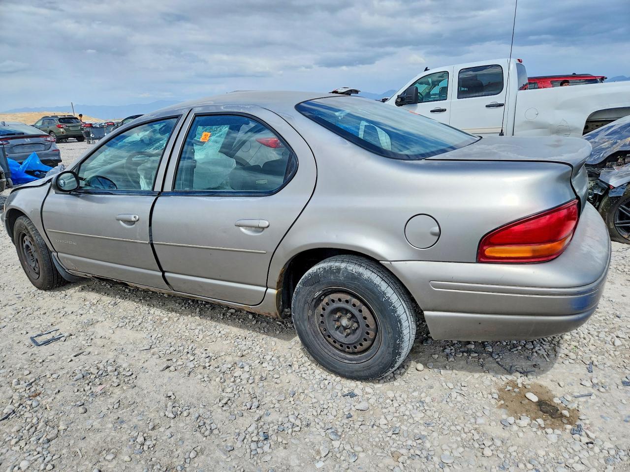 1999 Dodge Stratus - Фото 2