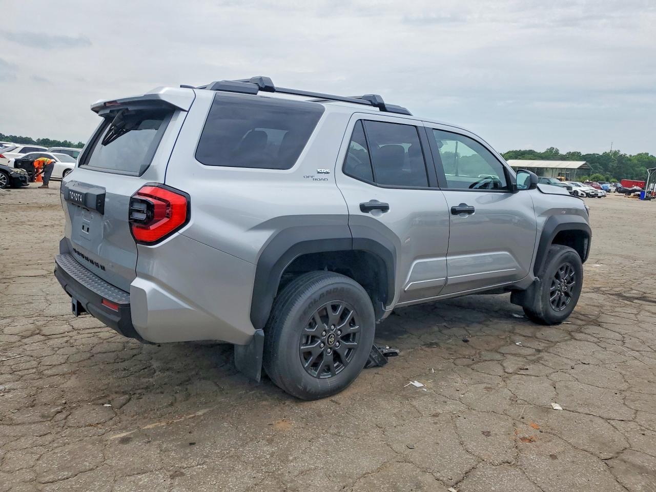 2025 Toyota 4Runner Sr5 - Image 3