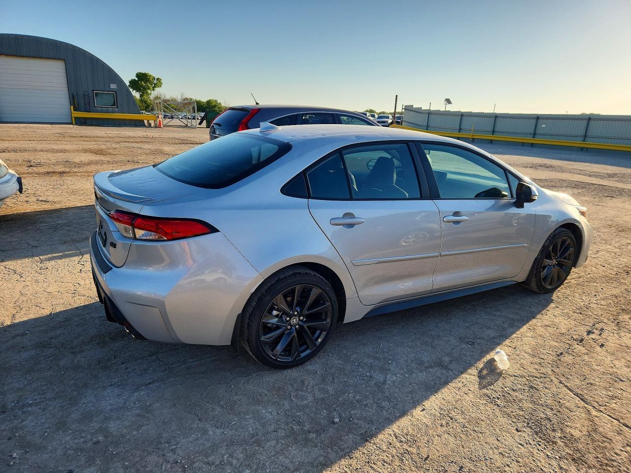 2026 Toyota Corolla Se - Image 3
