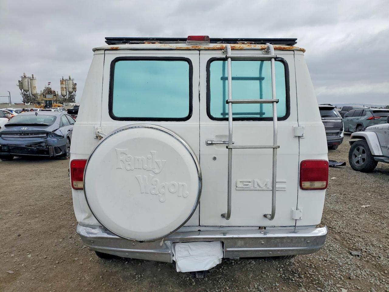 1992 Chevrolet G20 - Фото 6