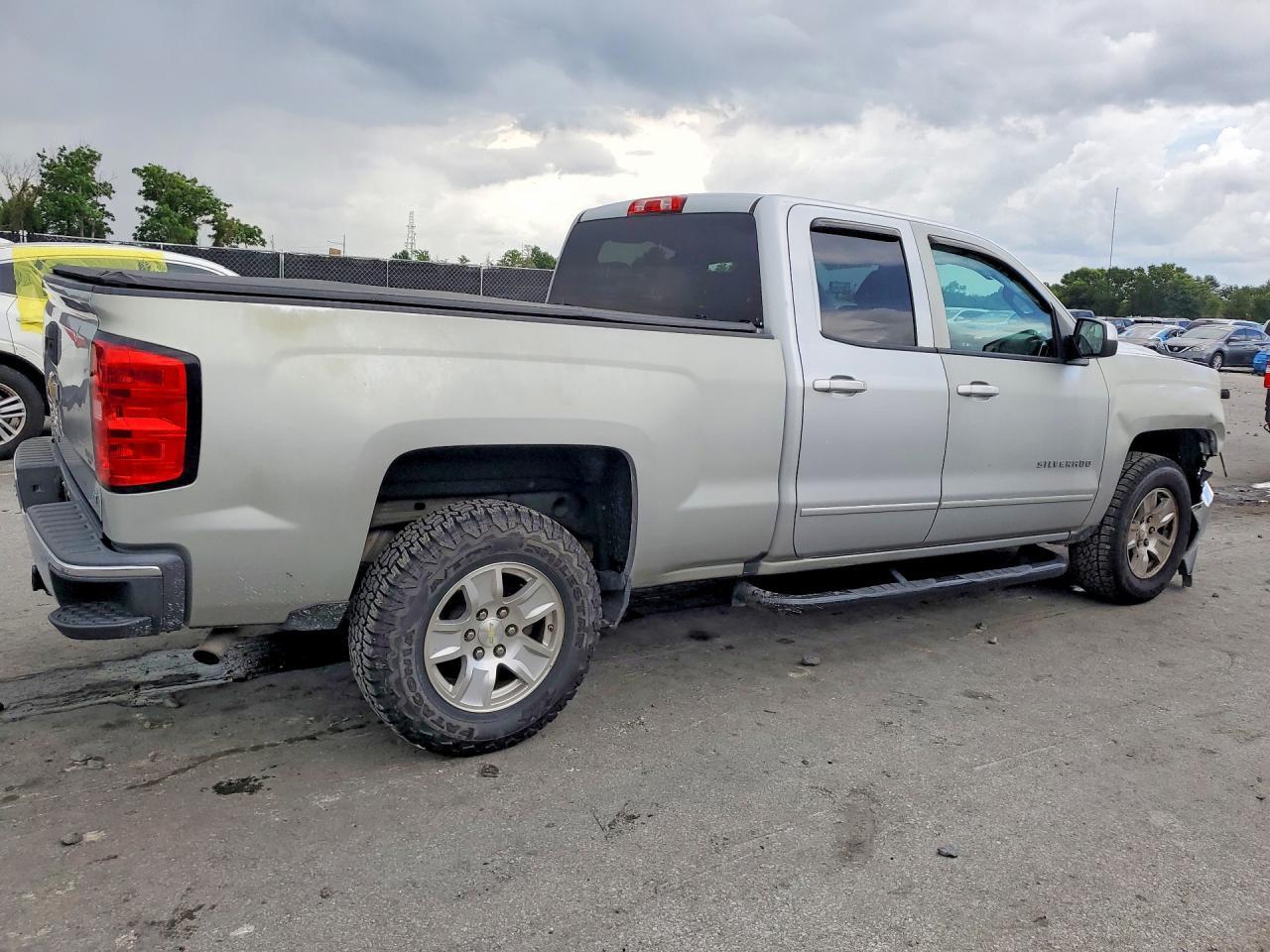 2018 Chevrolet Silverado C1500 Lt - Image 3