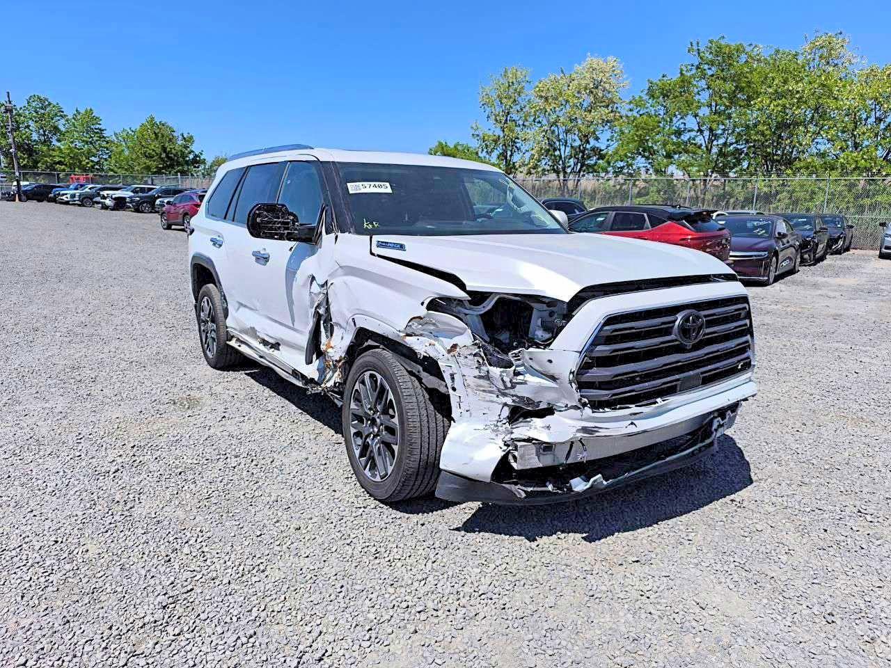 2024 Toyota Sequoia Limited - Фото 3
