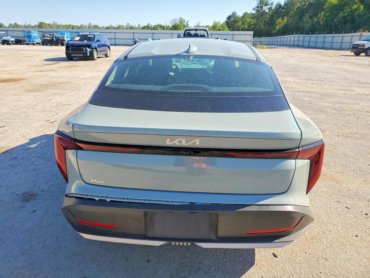 2026 Kia K4 Lxs - Image 6