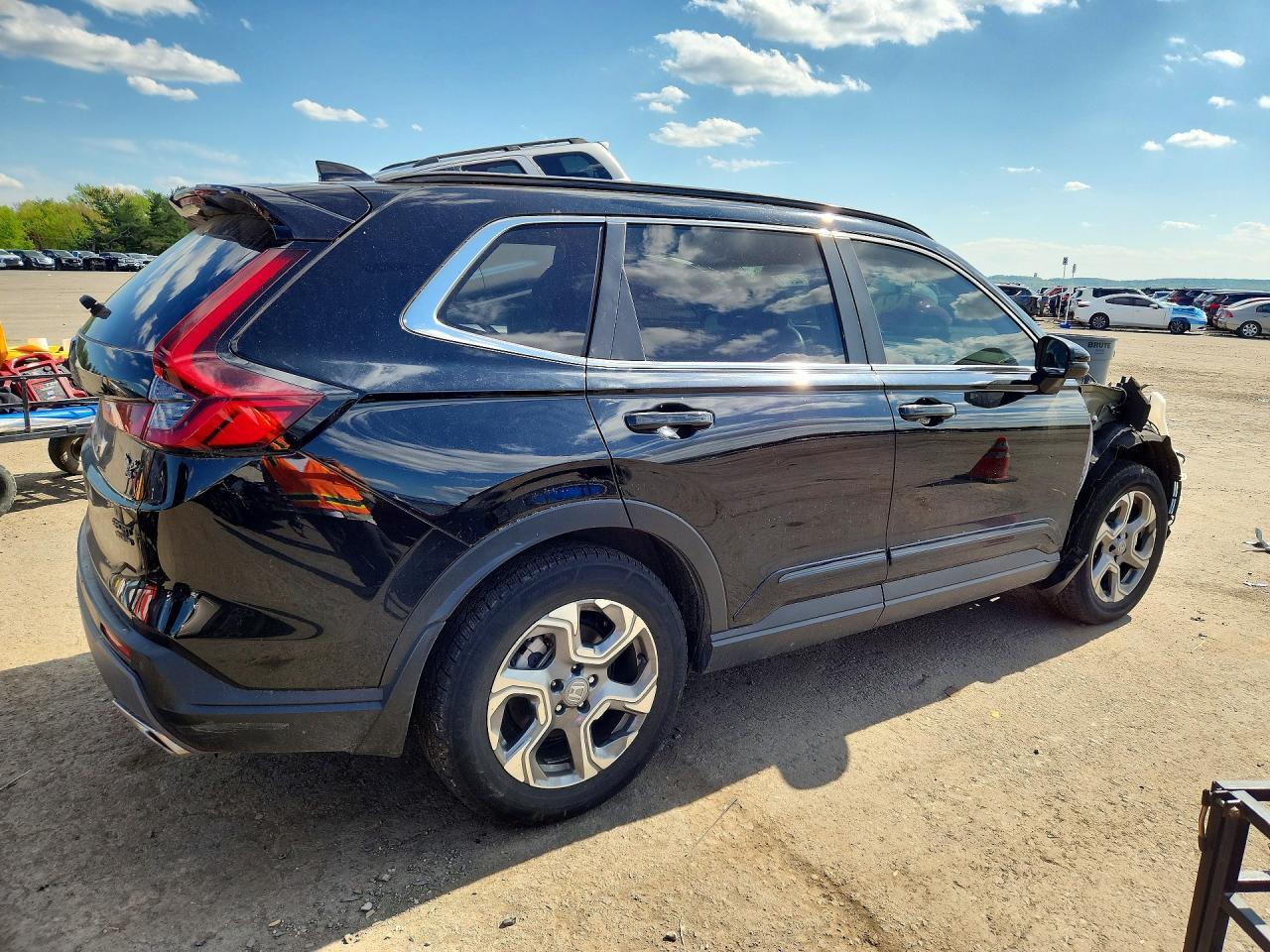 2023 Honda Cr-V Sport Touring - Image 3