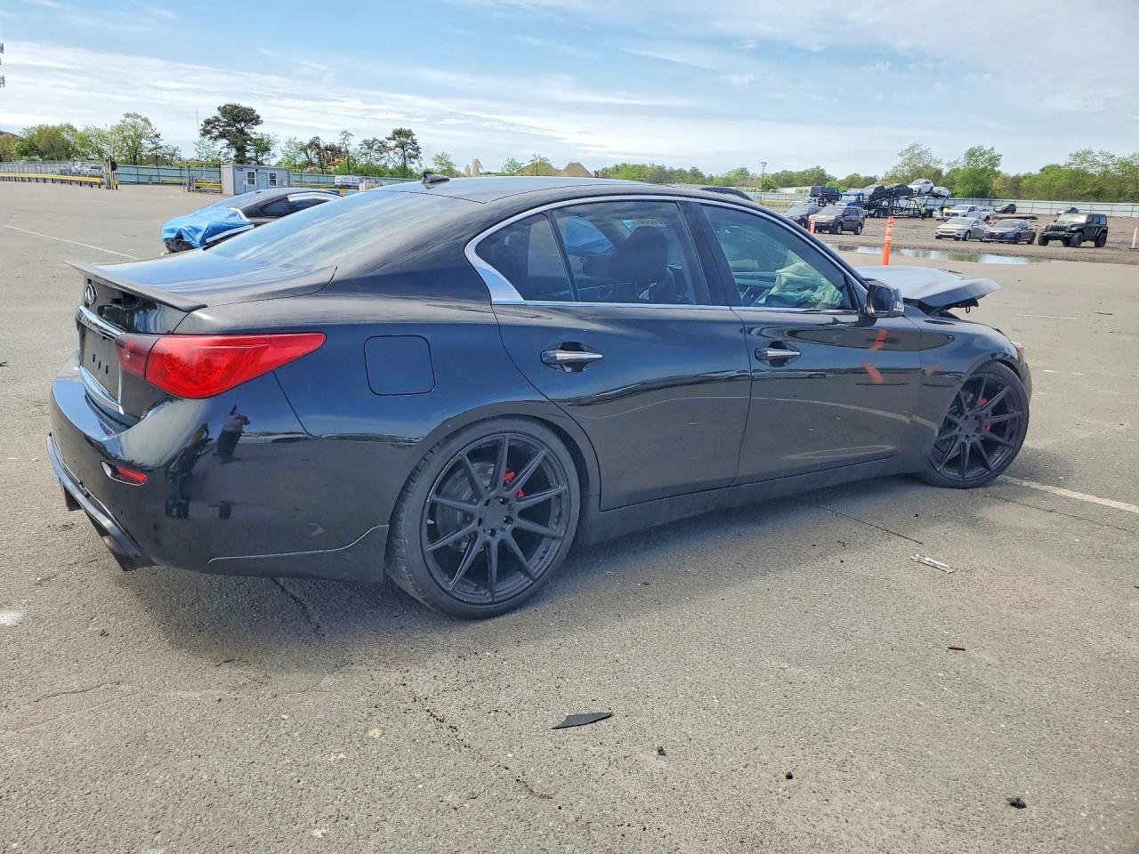 2014 Infiniti Q50 Premium - Image 3