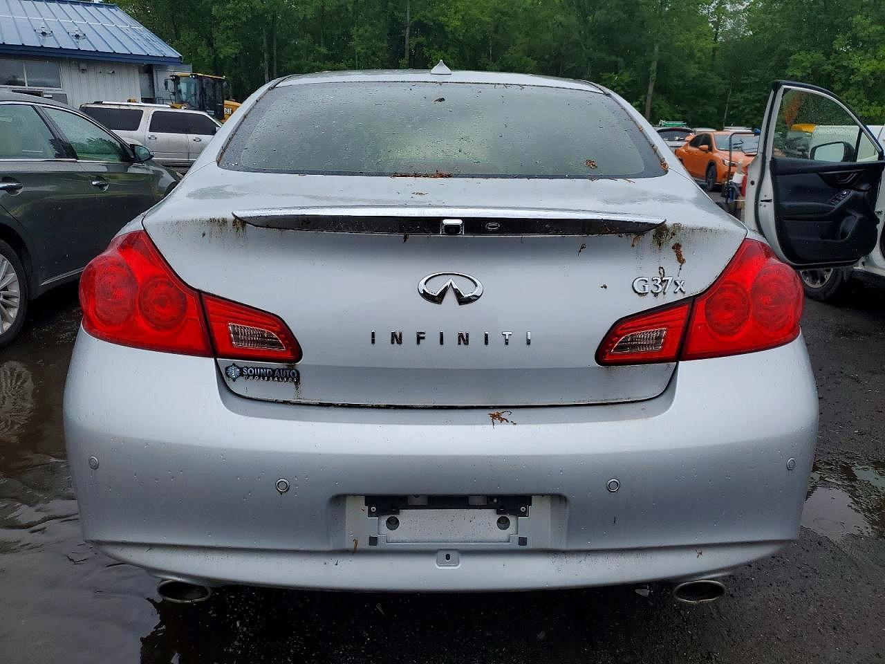 2013 Infiniti G37 Sedan X - Image 6