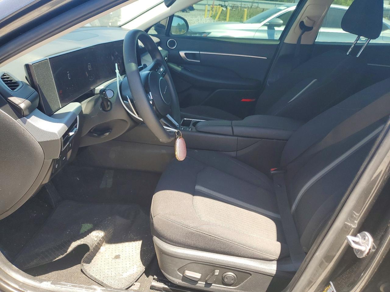 2025 Hyundai Sonata Sel - Image 7